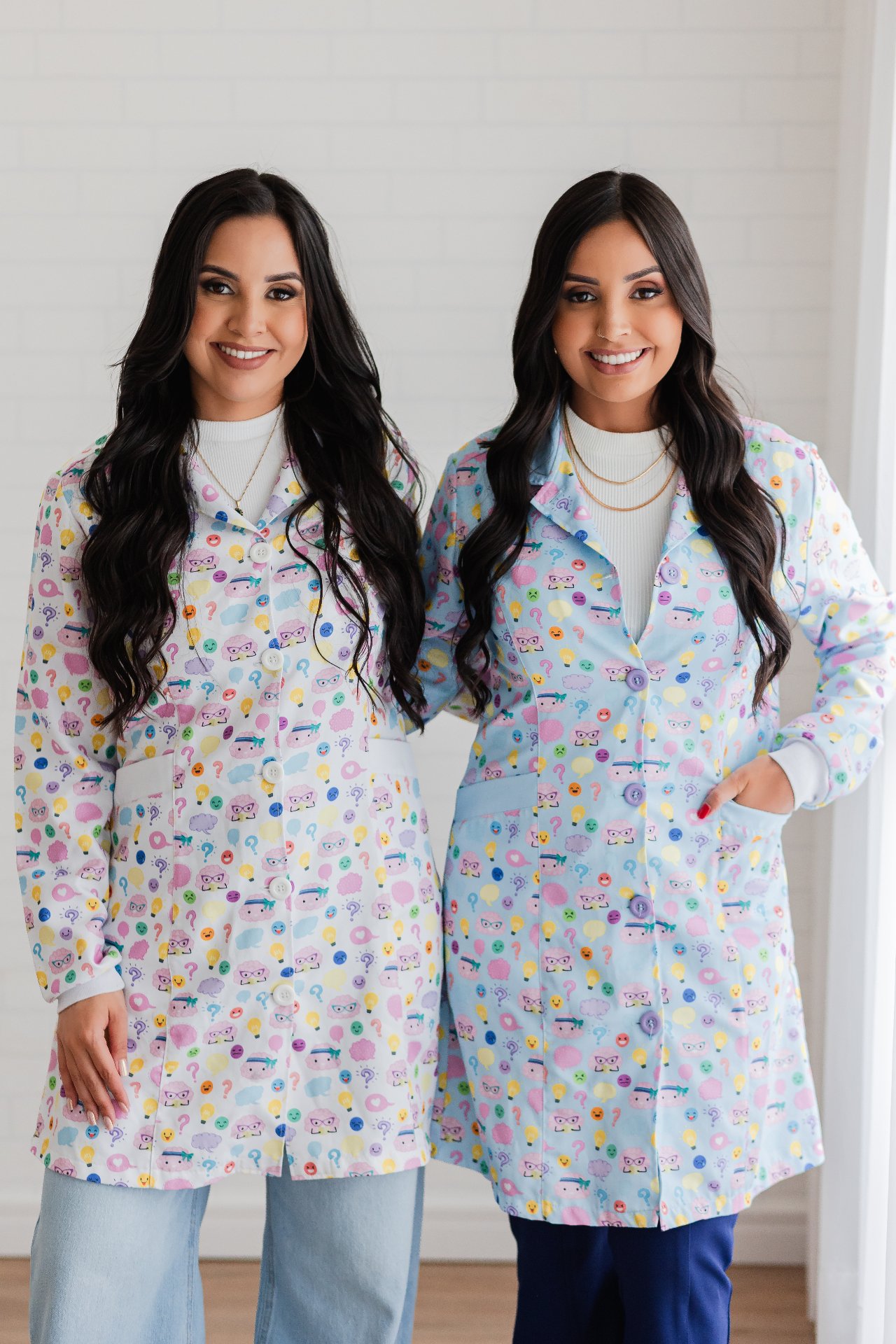 Larissa Feliciano e Laís Feliciano - Psicólogas da Clínica DesenvolveU